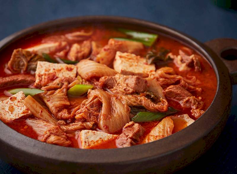 돼지고기 김치찌개 칼로리